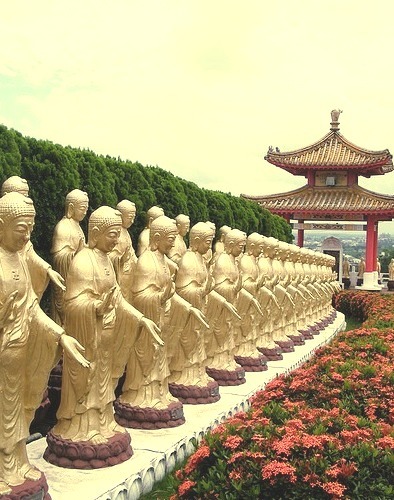 by lgloudeman on Flickr.Great Buddha Land, Fo Guang Shan temple in Gaoxiong, Taiwan.