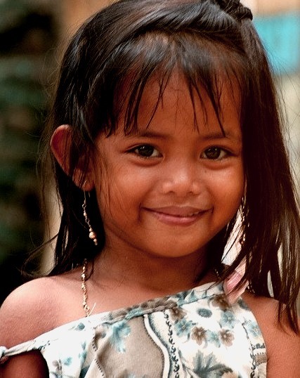Young faces of the world - child from Malapascua, Philippines